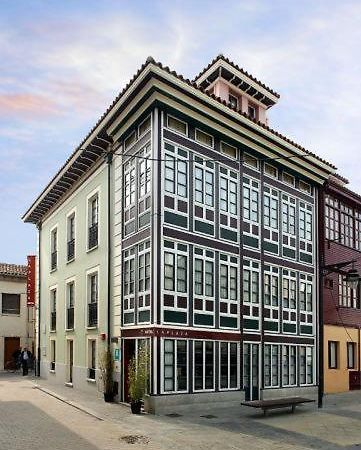 La Plaza I Hotel Luanco Exterior photo